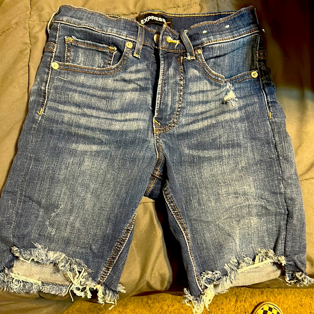 Express denim Bermuda shorts, distressed look size 2